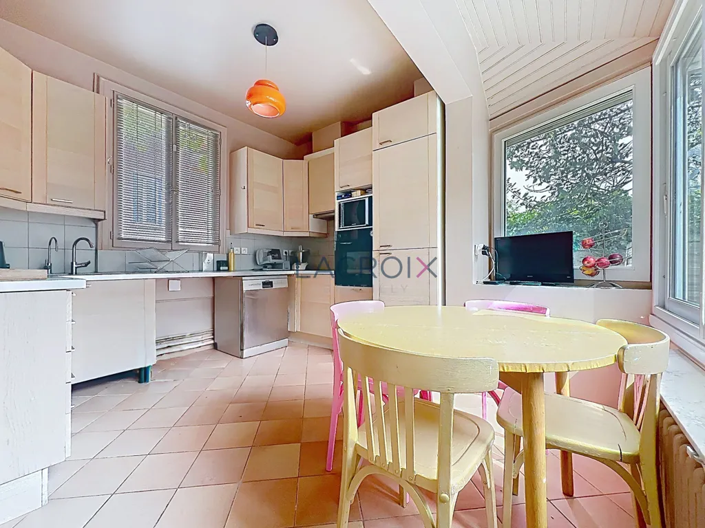 Kitchen - Charming House with South-Facing Terrace in Gentilly