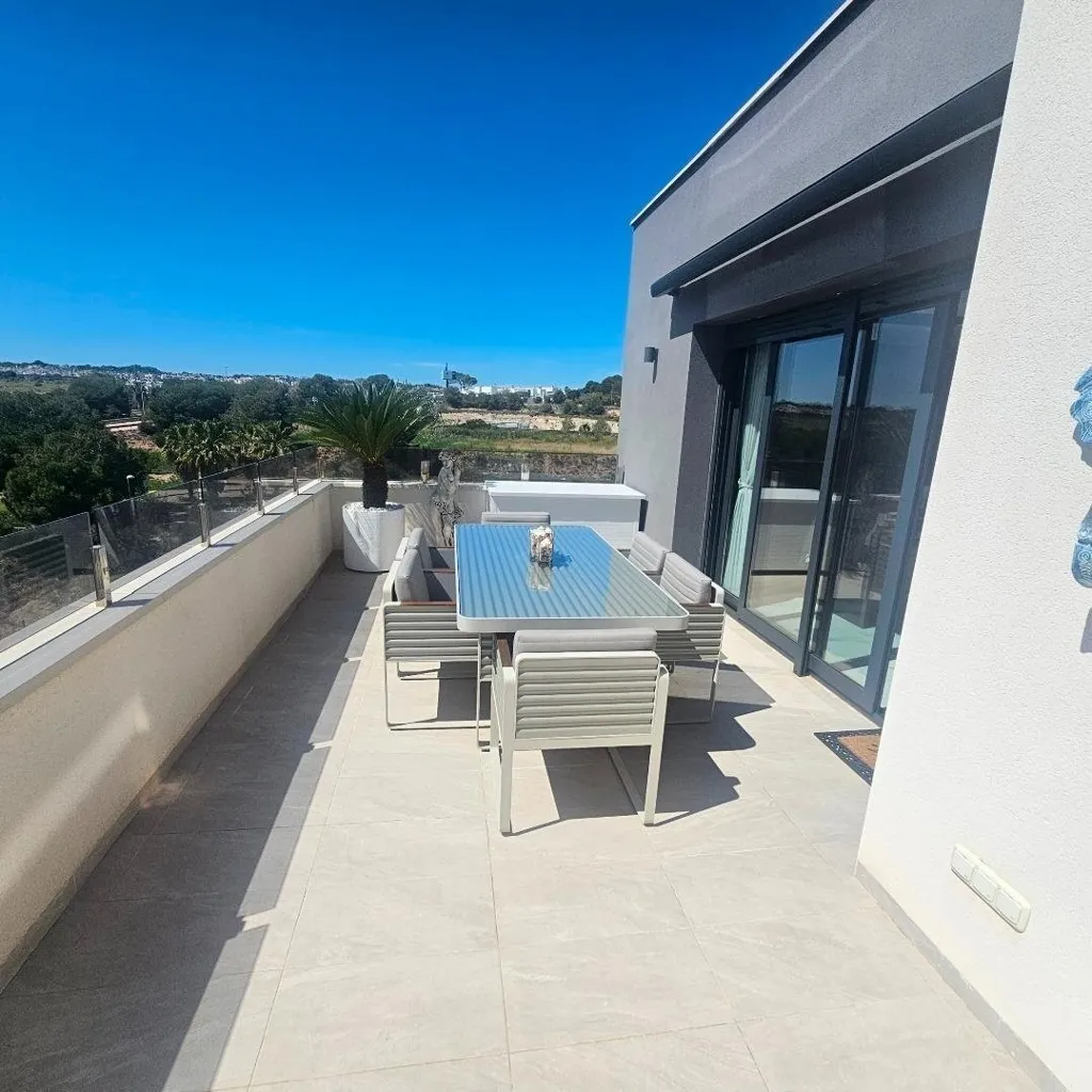 Terrazza - Penthouse with Pool in Los Dolses