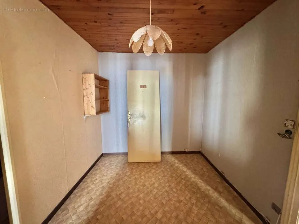 other_room
