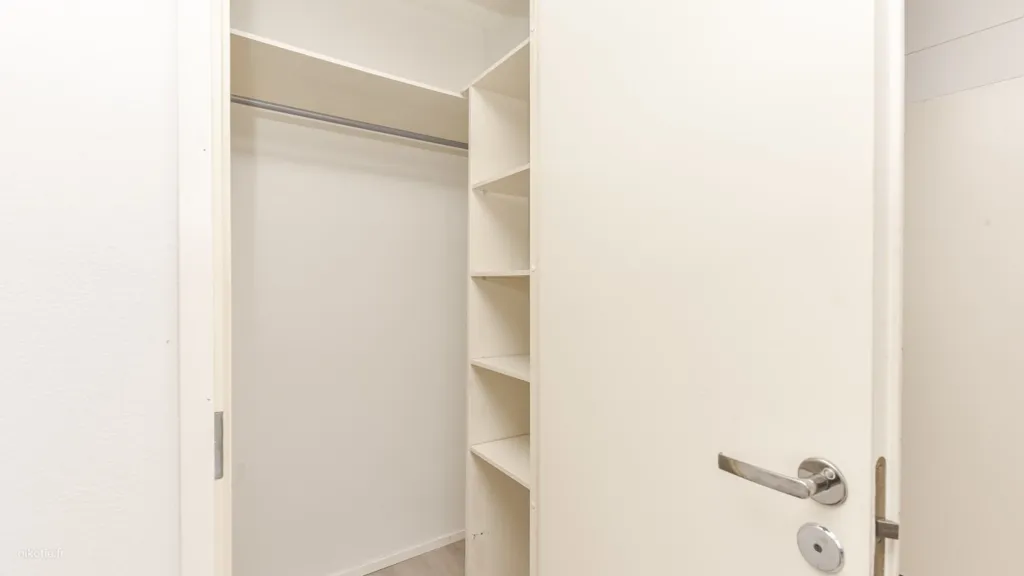 Toad - Spacious Apartment with Balcony in Mikkola, Vantaa