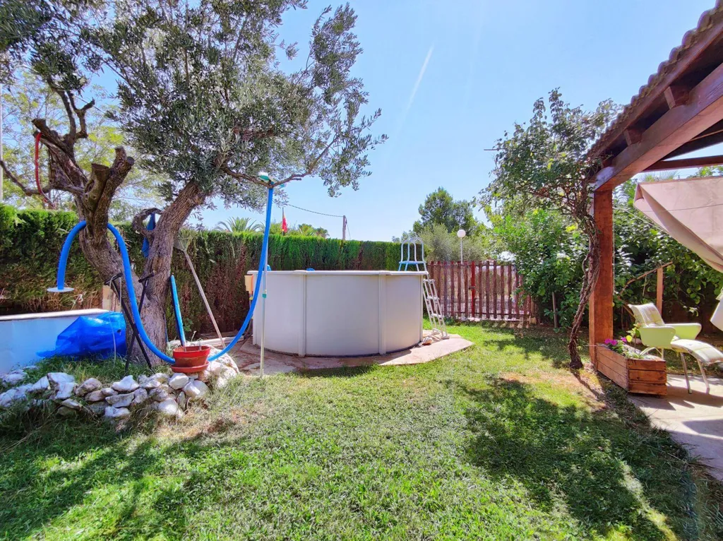 Aed - Detached Villa with Pool in Caspe
