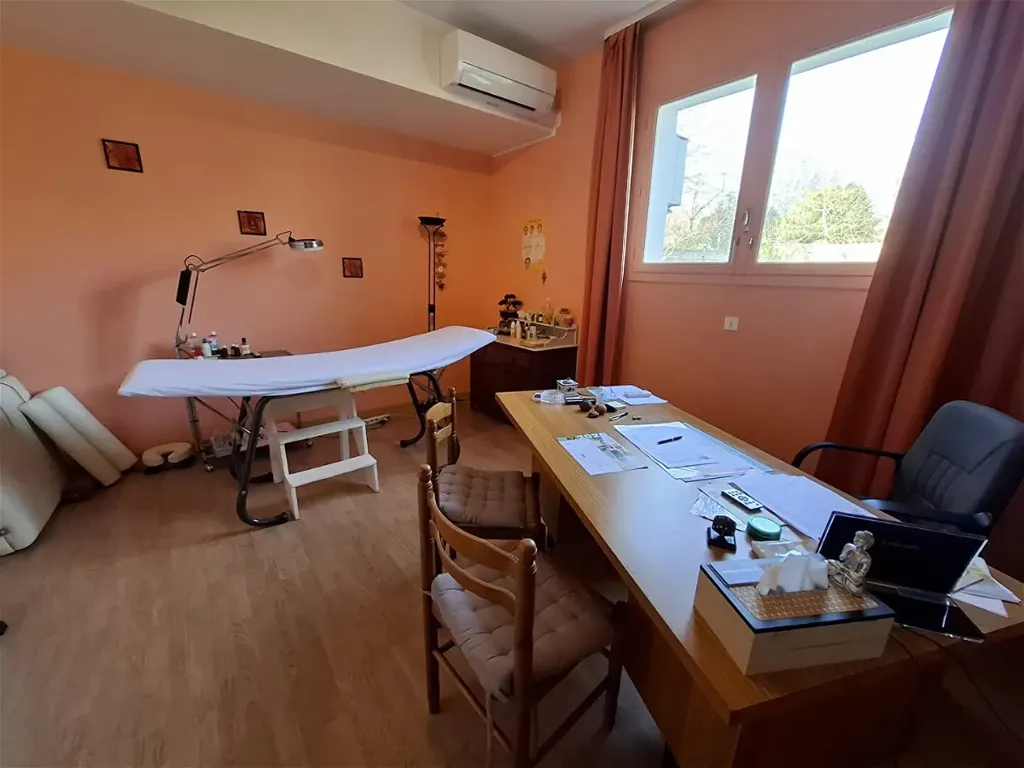 7-toaline maja asukohas Arcais
