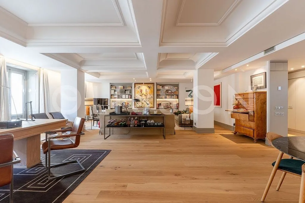 Soggiorno - Duplex Apartment with Balcony in Jerónimos