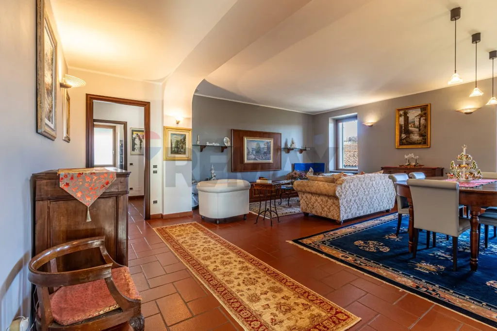 Salle à manger - Triplex Villa with Garden in Occhieppo Superiore