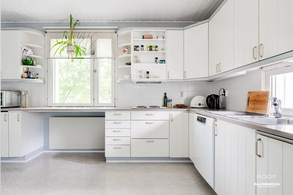 Cuisine - Traditional House with Sauna in Karjasilta