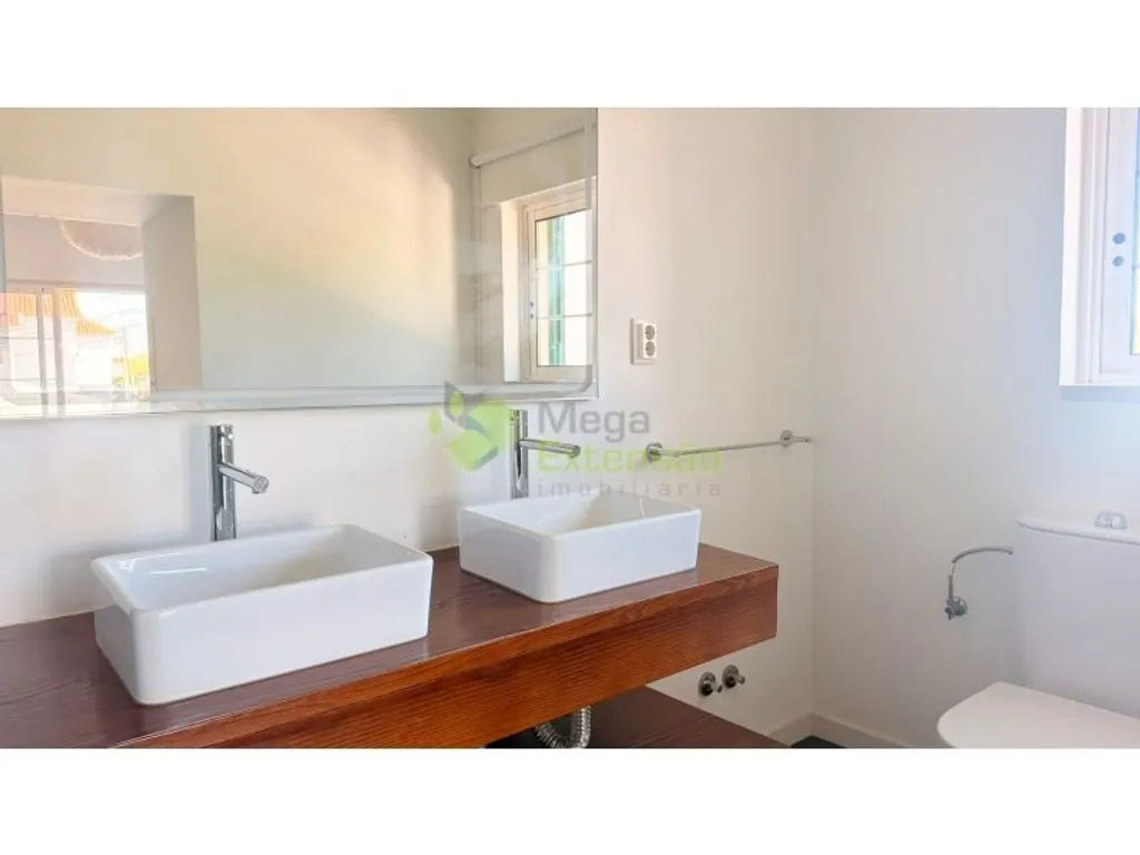 4 Bedroom Villa with Pool near Cascais