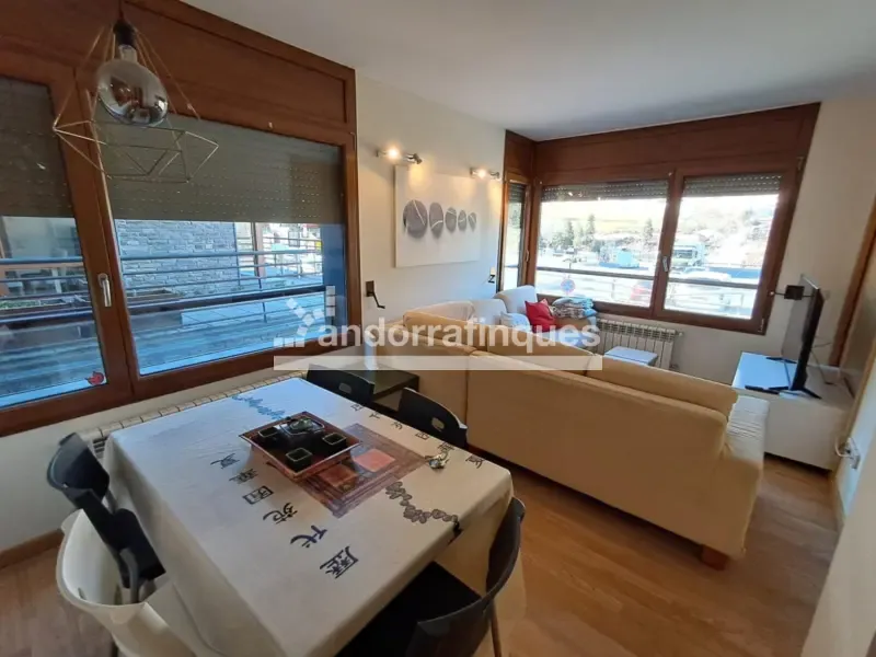 Sala da pranzo - Apartment with Ski Views in Soldeu