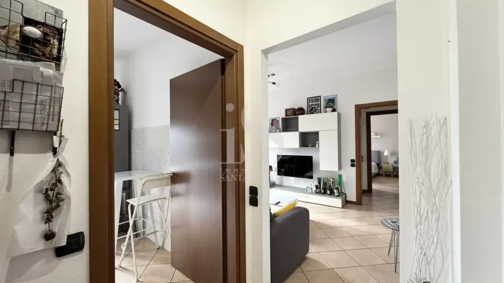 hallway_entrance