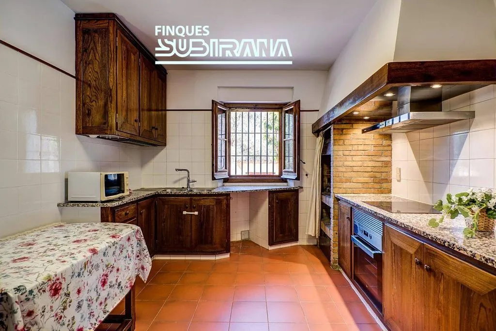 Cuisine - Restored Farmhouse with Pool in Igualada