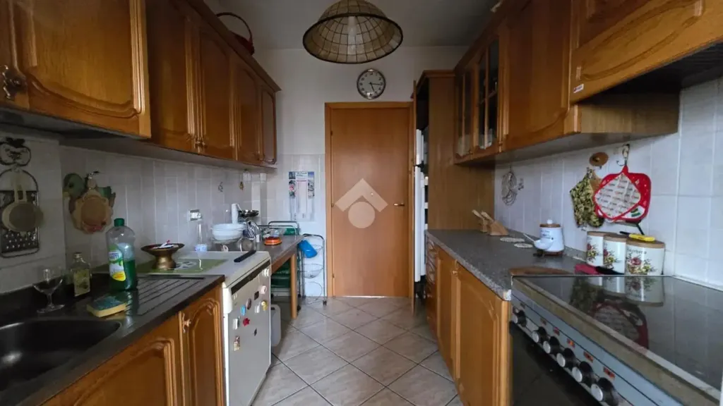 Cucina - Spacious Apartment with Balcony in Rende