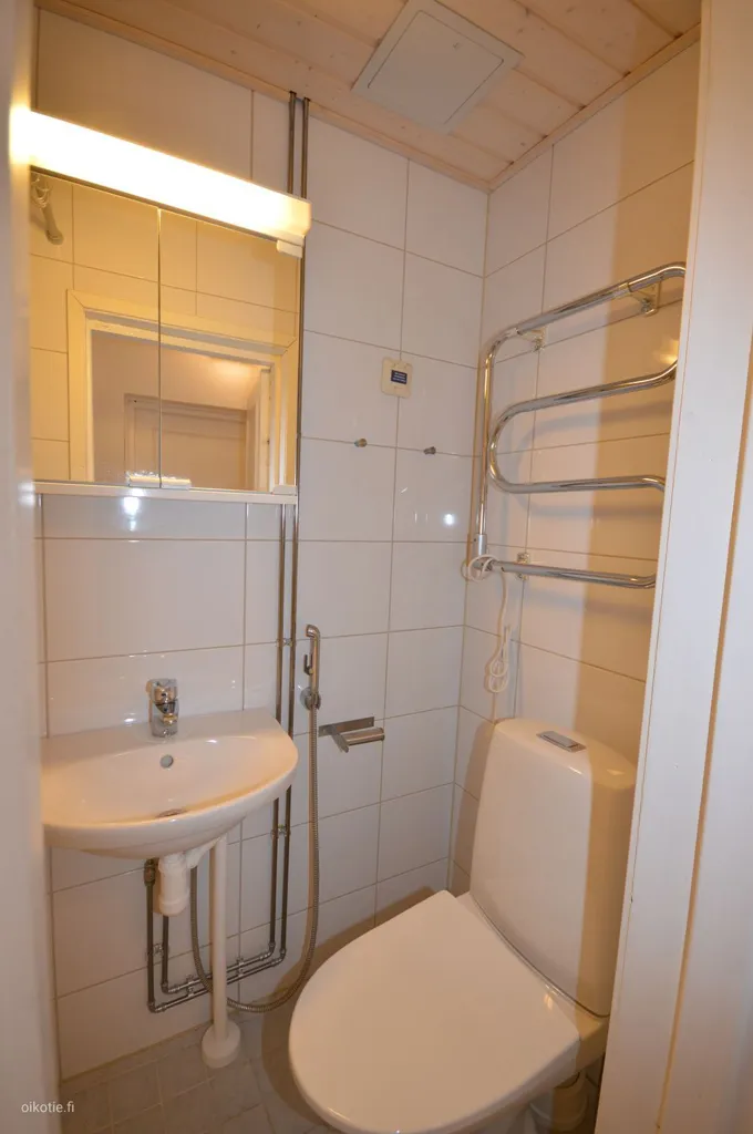 Vannitoad - Bright Studio Flat with Balcony in Pori