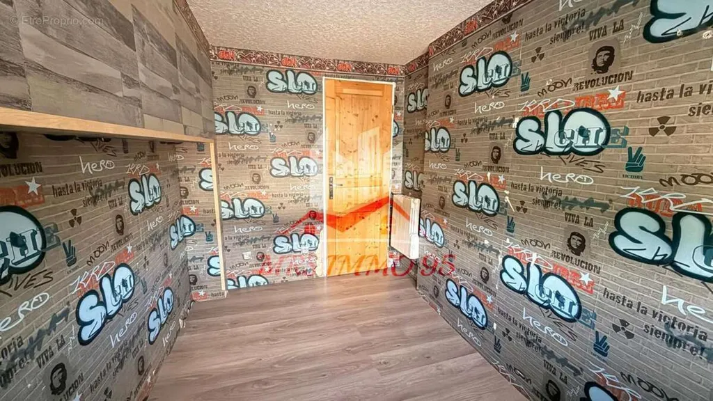 Chambres - Ensemble de 2 Maisons Triplex à Vémars