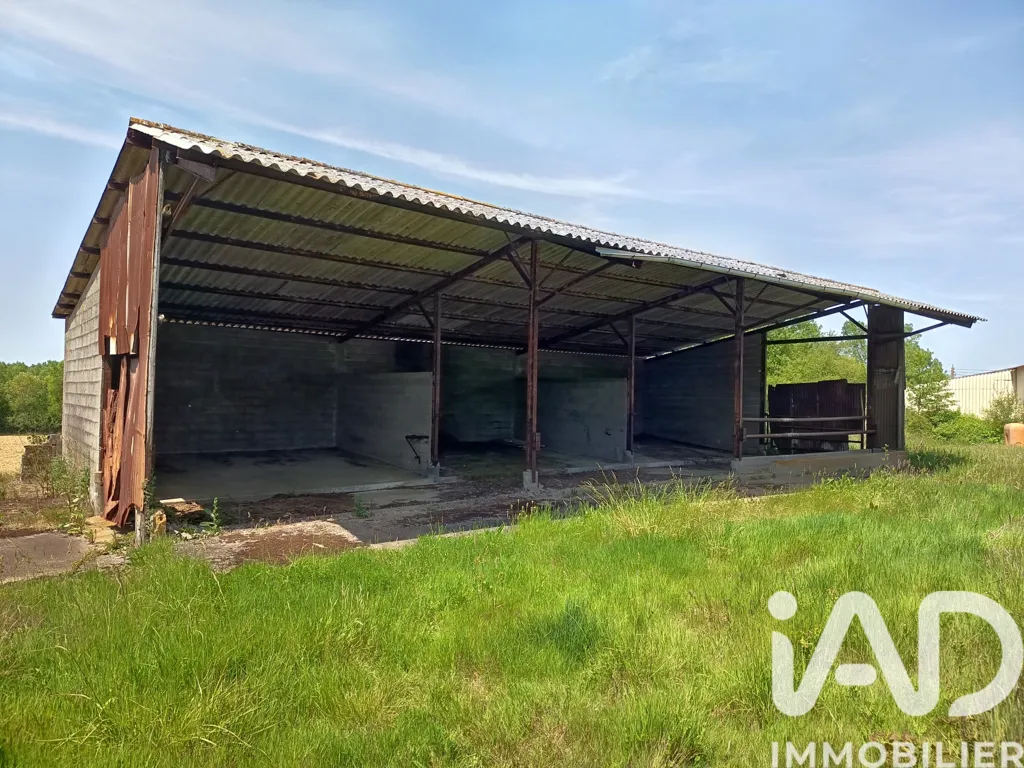 Aed - Stabling with Metal Frame in Essarts-en-Bocage