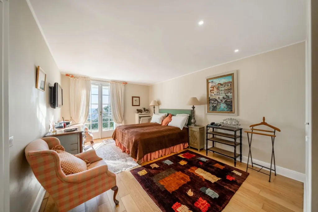 Chambres - Villa avec Vue Panoramique sur la Mer à Super Cannes