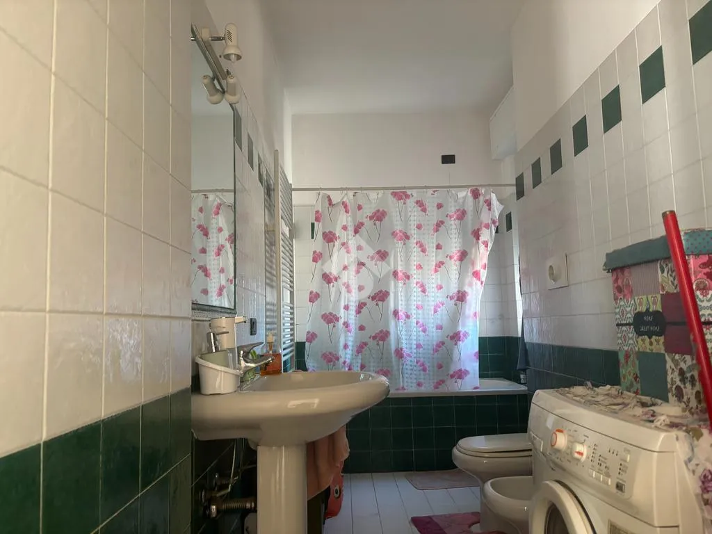 Salles de bain - Trilocale with Terrace in Pavia