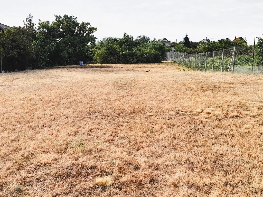 Garden - Panoramic Plot with View in Pákozd