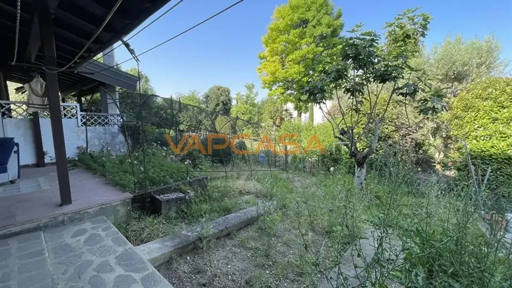 Jardin - Terraced Villa with Garden in Martinengo