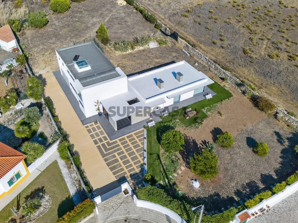 Luftaufnahme - Modern Villa with Industrial Design in Assafora