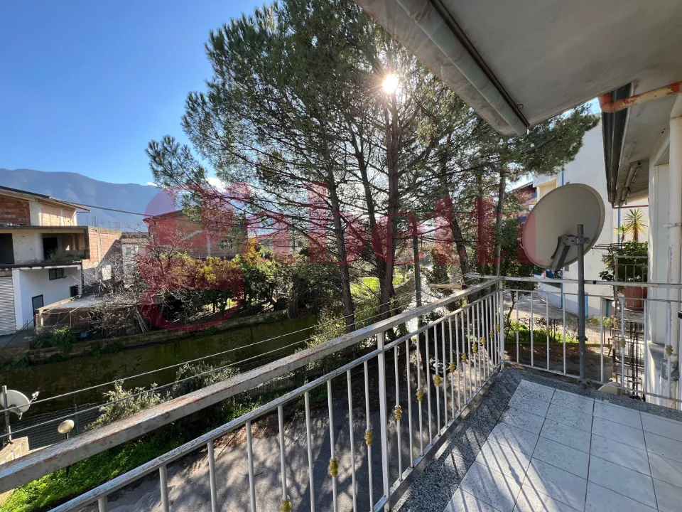 Balcon - Mansard Apartment with Terraces in Telese Terme