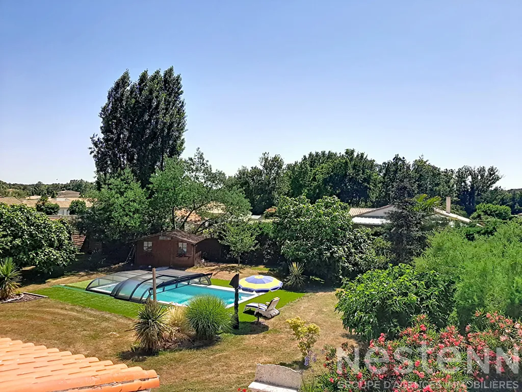 Vista aerea - 10-Piece Villa with Pool in Saujon
