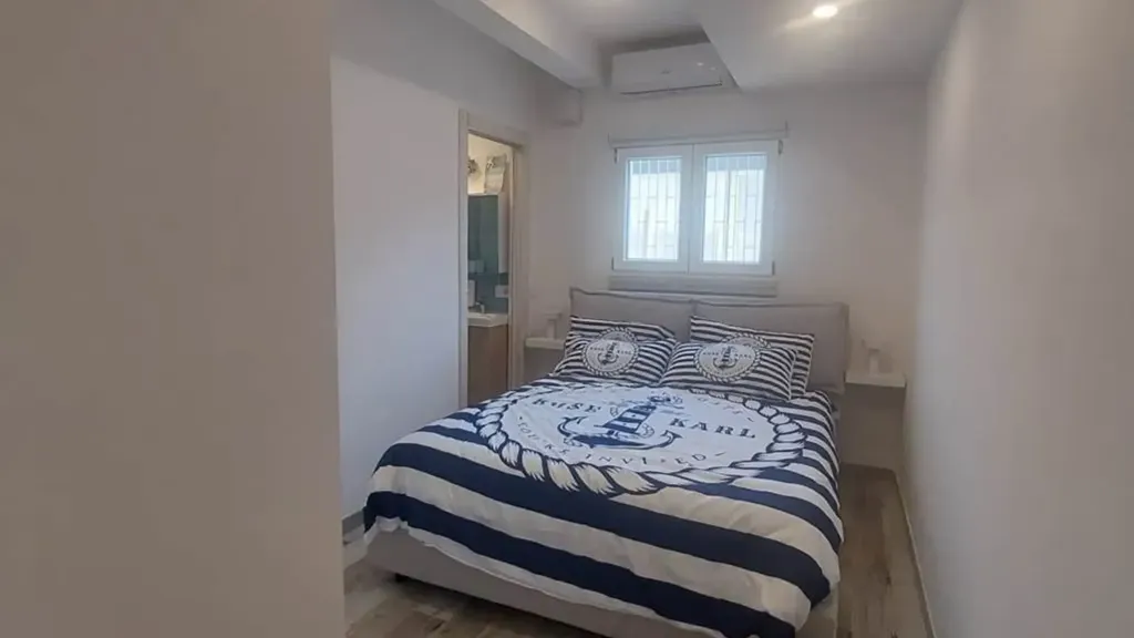 Chambres - Rearranged Apartment with Beach Access in Nettuno