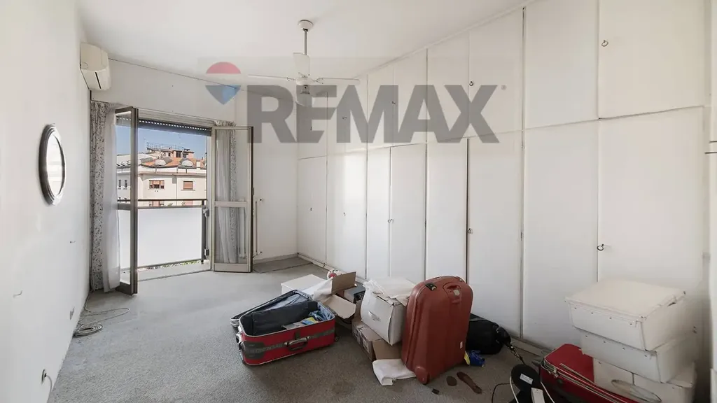 Pièces - Triplex with Balcony in Sesto San Giovanni