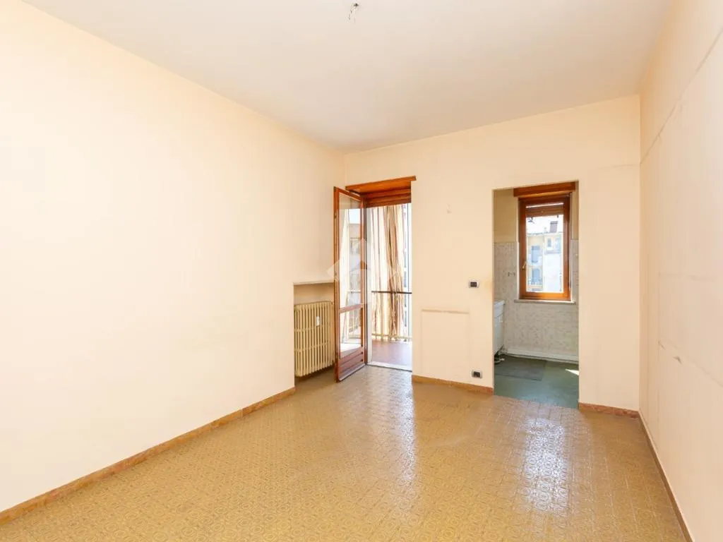 Stanze - Bright 3-Room Apartment with Balcony in Parella