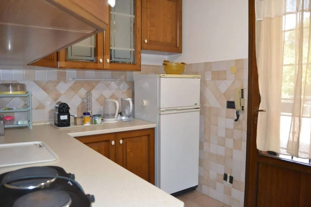 Cuisine - Luxury Villa with Extensive Outdoor Space in Terni