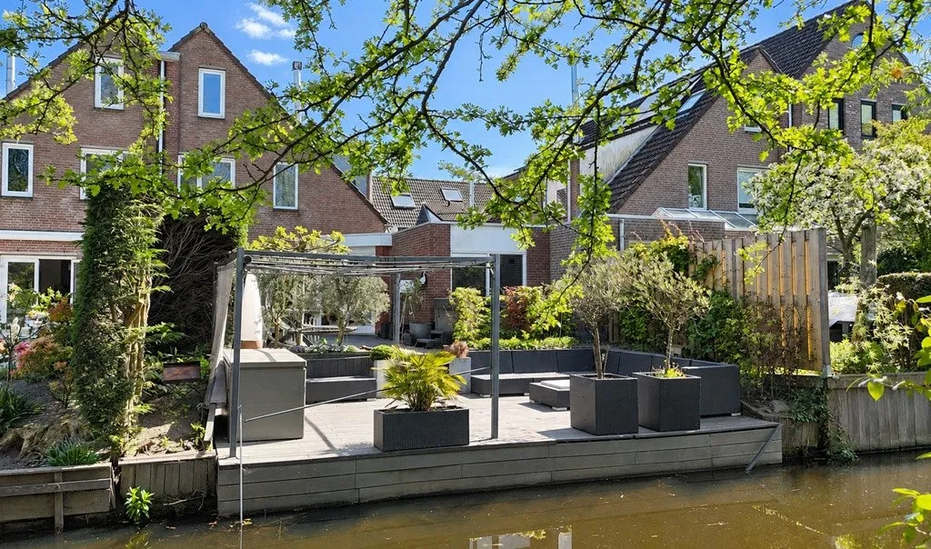 6-toaline maja asukohas Leiden