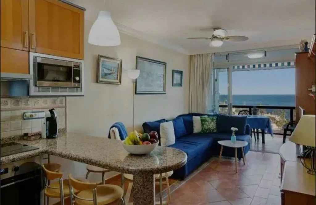 Elutuba - 1-Bedroom Apartment with Pool in San Agustín
