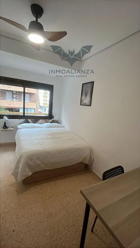 Magamistoad - Furnished Flat with 5 Rooms in Malilla