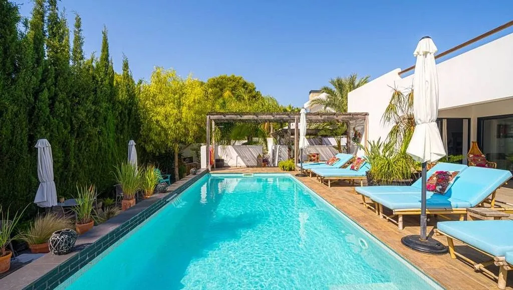 pool_area