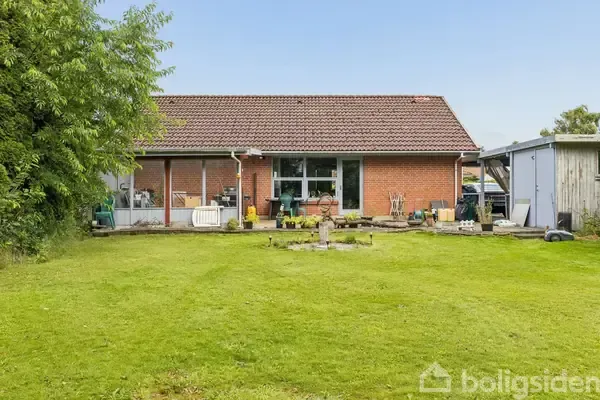 Giardino - Villa with South-Facing Terrace in Holsted