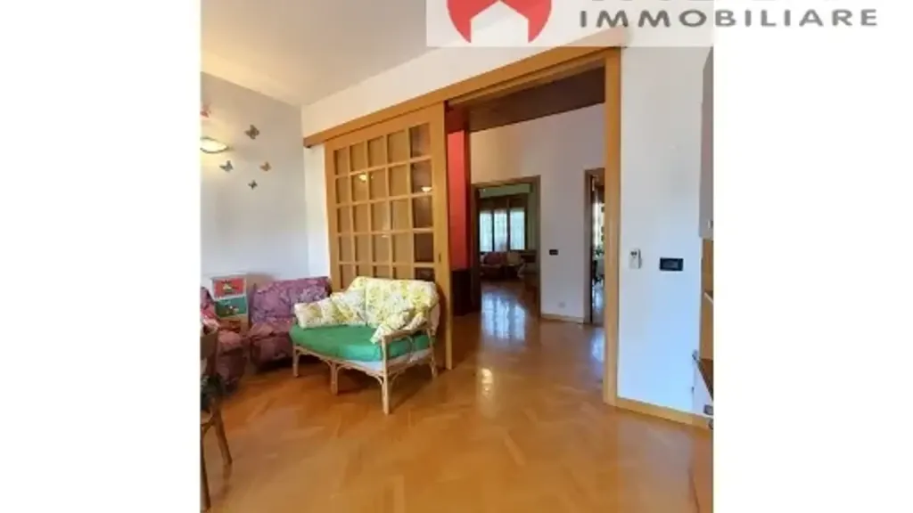 Elutuba - Apartment with Terraces in Scandicci