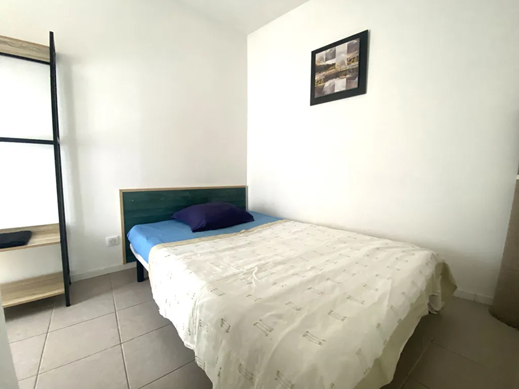Bedrooms - Characterful 2-Bedroom Apartment in Avignon