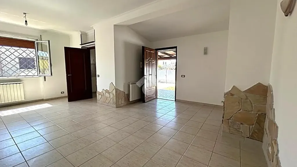 Living Room - Bifamily Home with Private Garden in Ardea