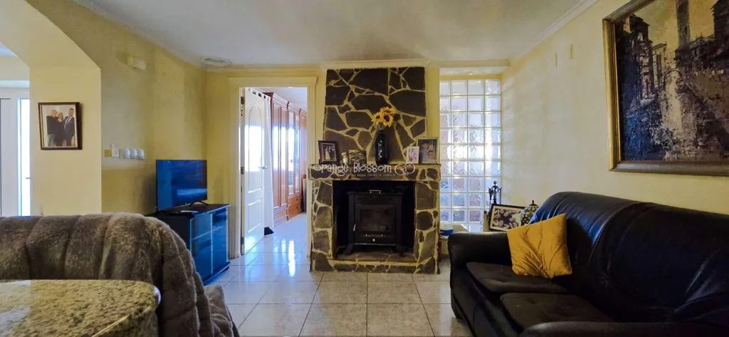 Soggiorno - Charming Townhouse with Sun Lounge in Ador