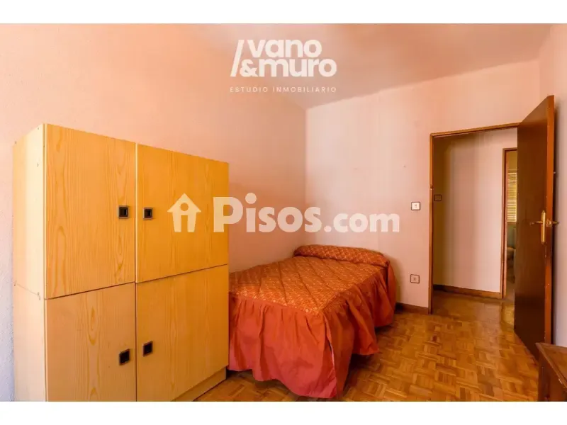 Camere da letto - Flat for Renovation with Balcony in Salamanca