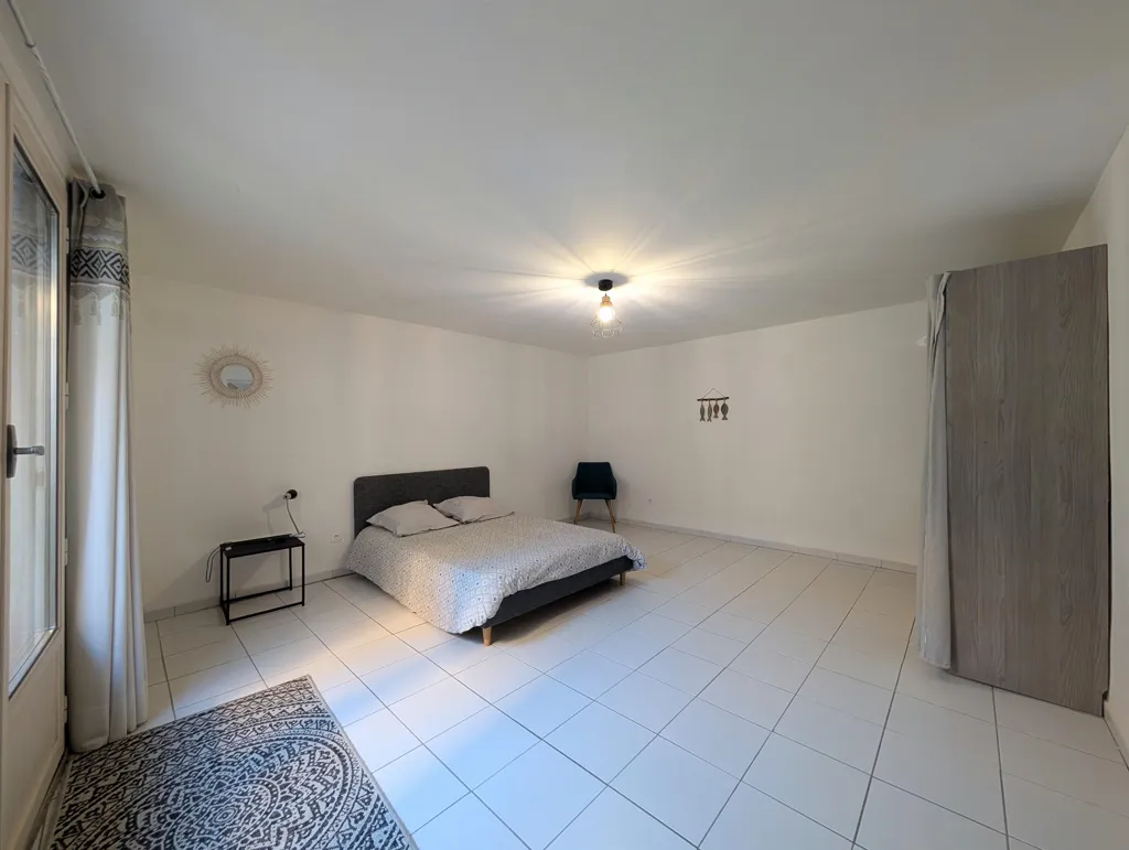 Magamistoad - Duplex Building with Two Apartments in Pézenas