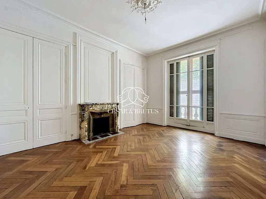 Soggiorno - Luxury Flat with Balcony in Lyon