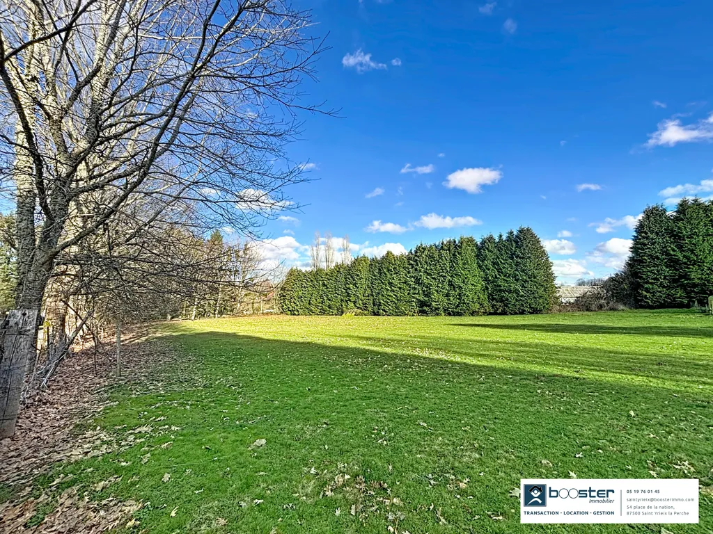 Aed - Buildable Plot in Quiet Saint-Yrieix-la-Perche