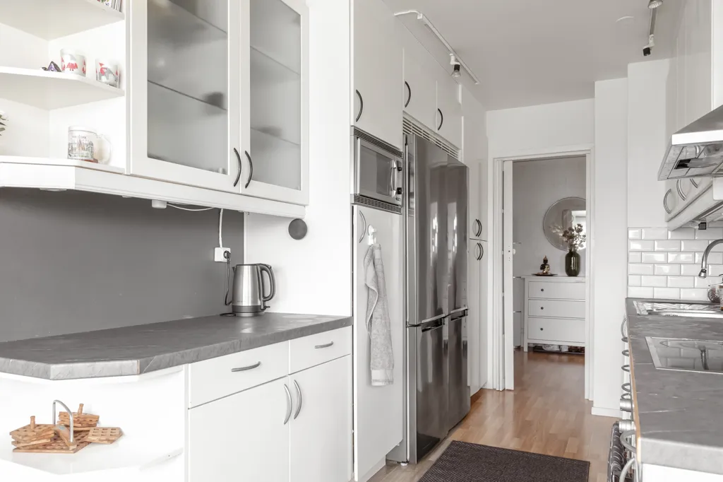 Cuisine - Apartment with Balcony and View in Blå Staden