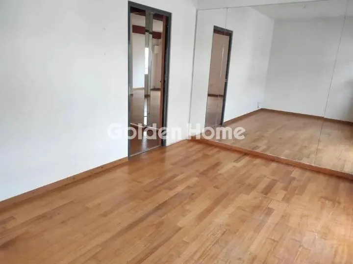 Stanze - Corner Office Space in Chalkida Centre