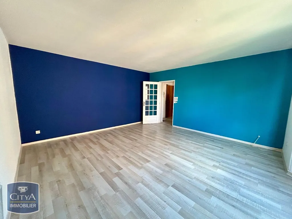 Stanze - 2-Bedroom Flat with Garden View in Belfort
