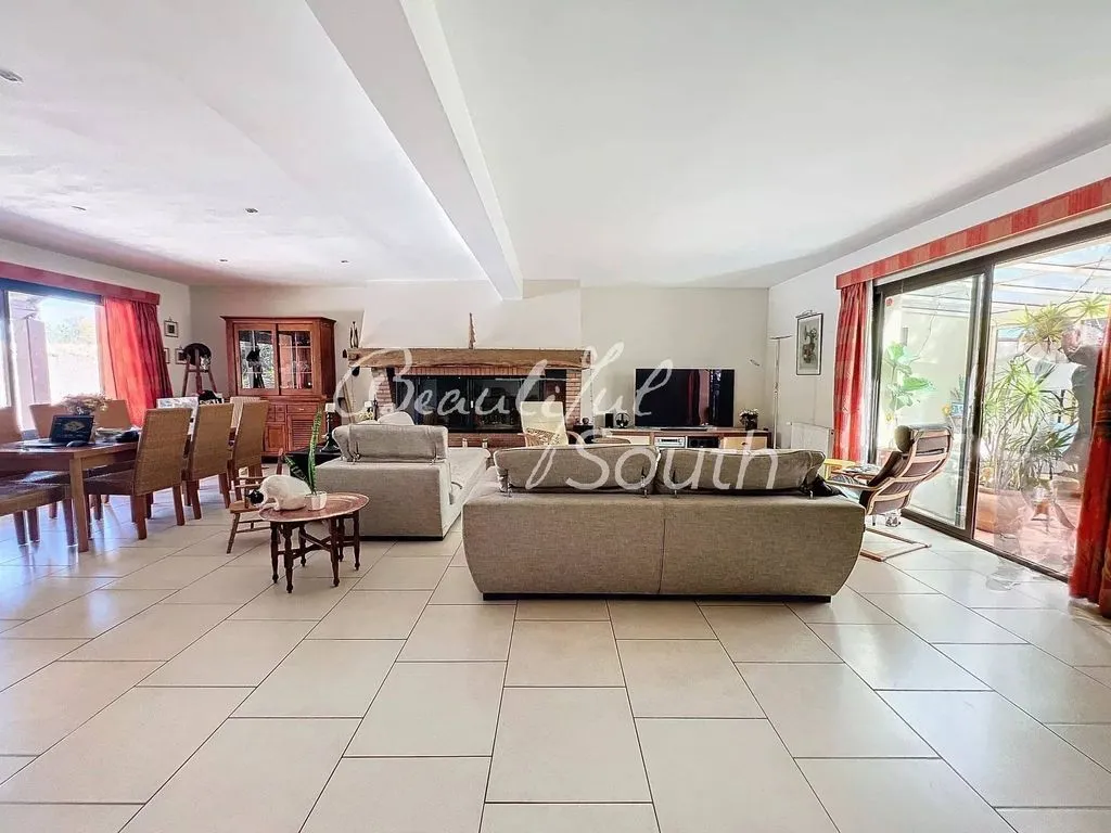Elutuba - Luxury Hotel with Pool near Perpignan
