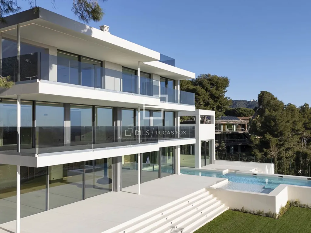Välivaade - New Build Villa with Panoramic Views in Pedralbes