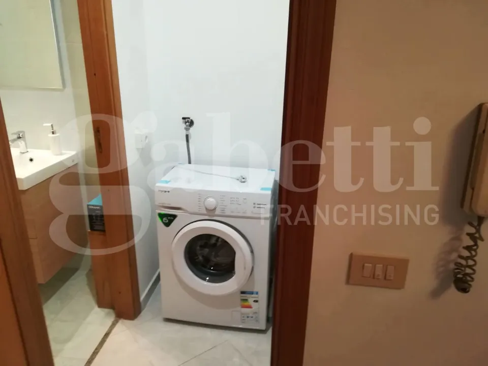 Pesuköök - Semi-detached Apartment with Terrace in Palermo