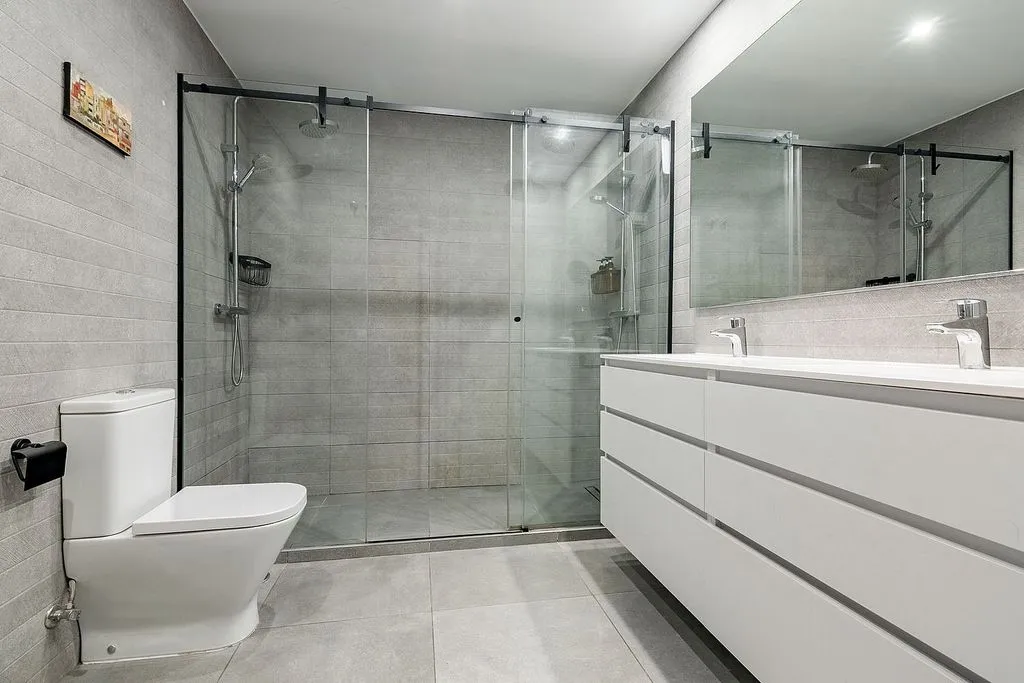 Vannitoad - Penthouse with Pool in Modesto Lafuente