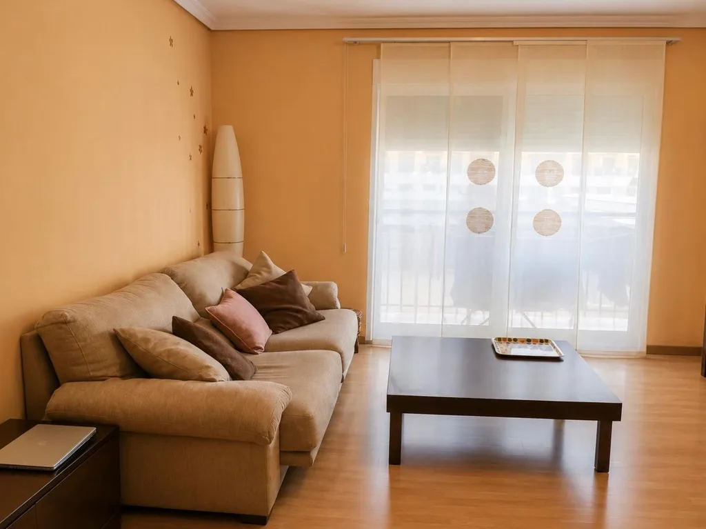 Séjour - Bright Apartment with Balcony in Patraix