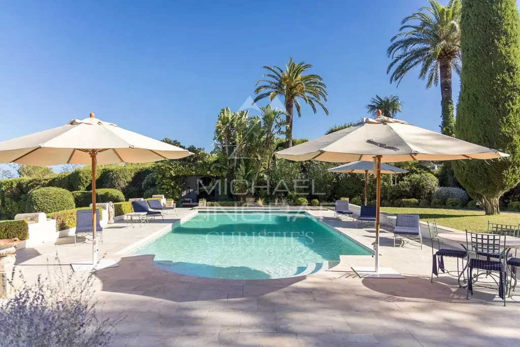 Pool - Villa with Sea View near Cap d'Antibes